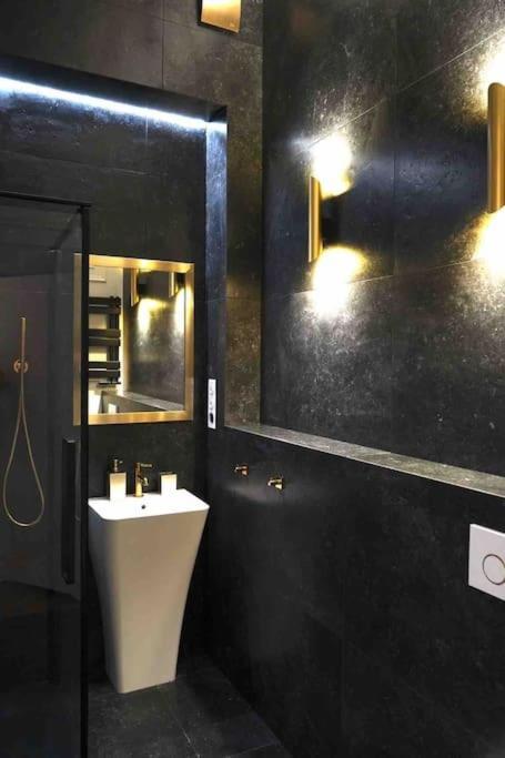 Apartament Glamour Prywatne Jacuzzi Starowislna Krakow Ngoại thất bức ảnh