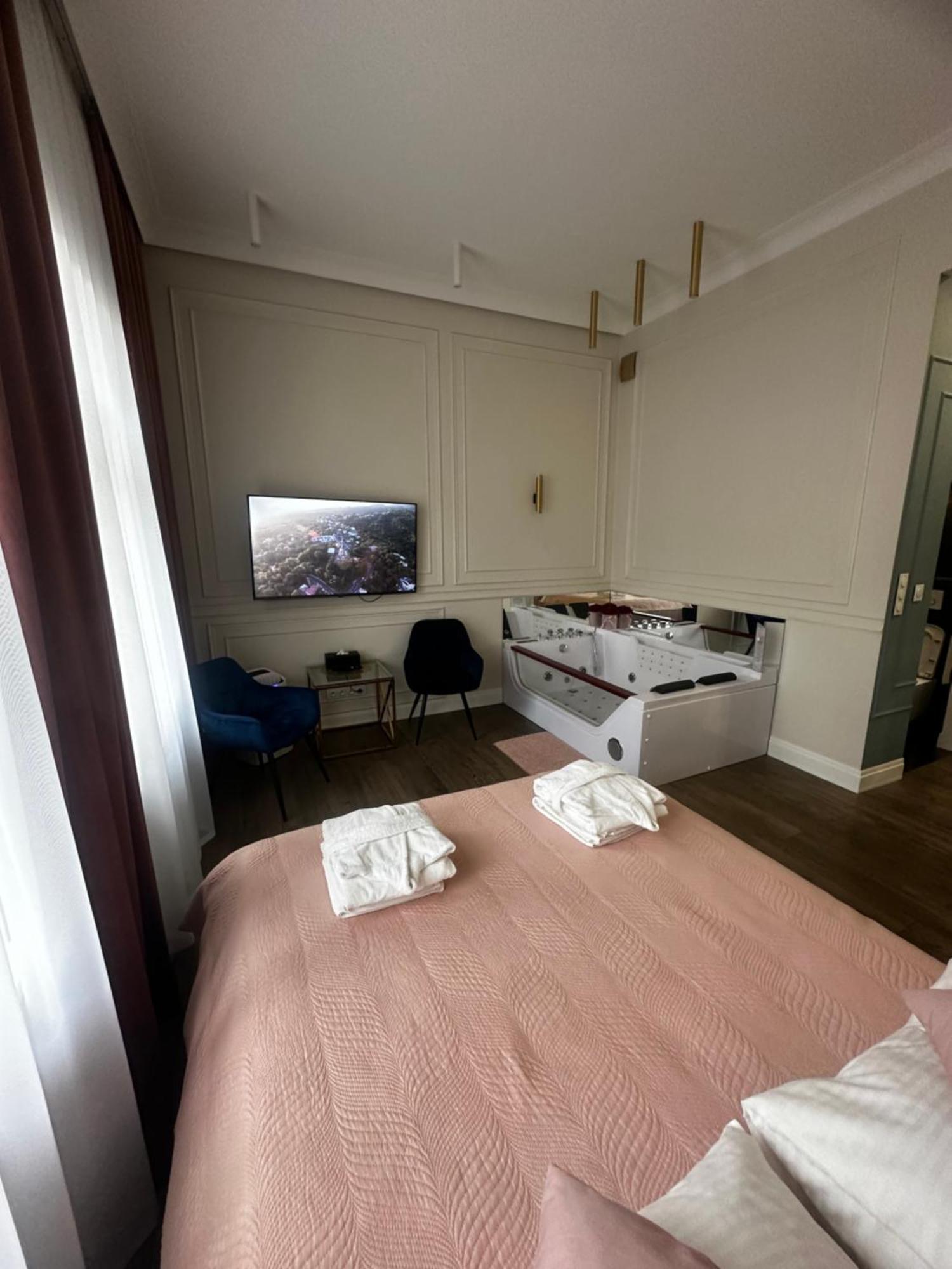 Apartament Glamour Prywatne Jacuzzi Starowislna Krakow Ngoại thất bức ảnh